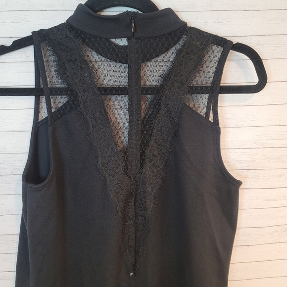 EXPRESS LACE MOCK NECK SHIFT DRESS-SUPER FLATTERING & CLASSIC! SZ SMALL - Picture 8 of 9